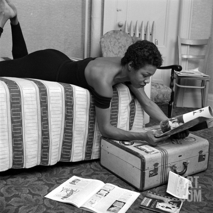 Maya Angelou | 54 Must-Read African American Books 